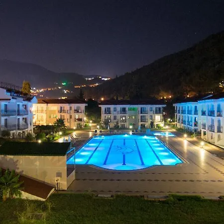 Hotel Belcekum 4*